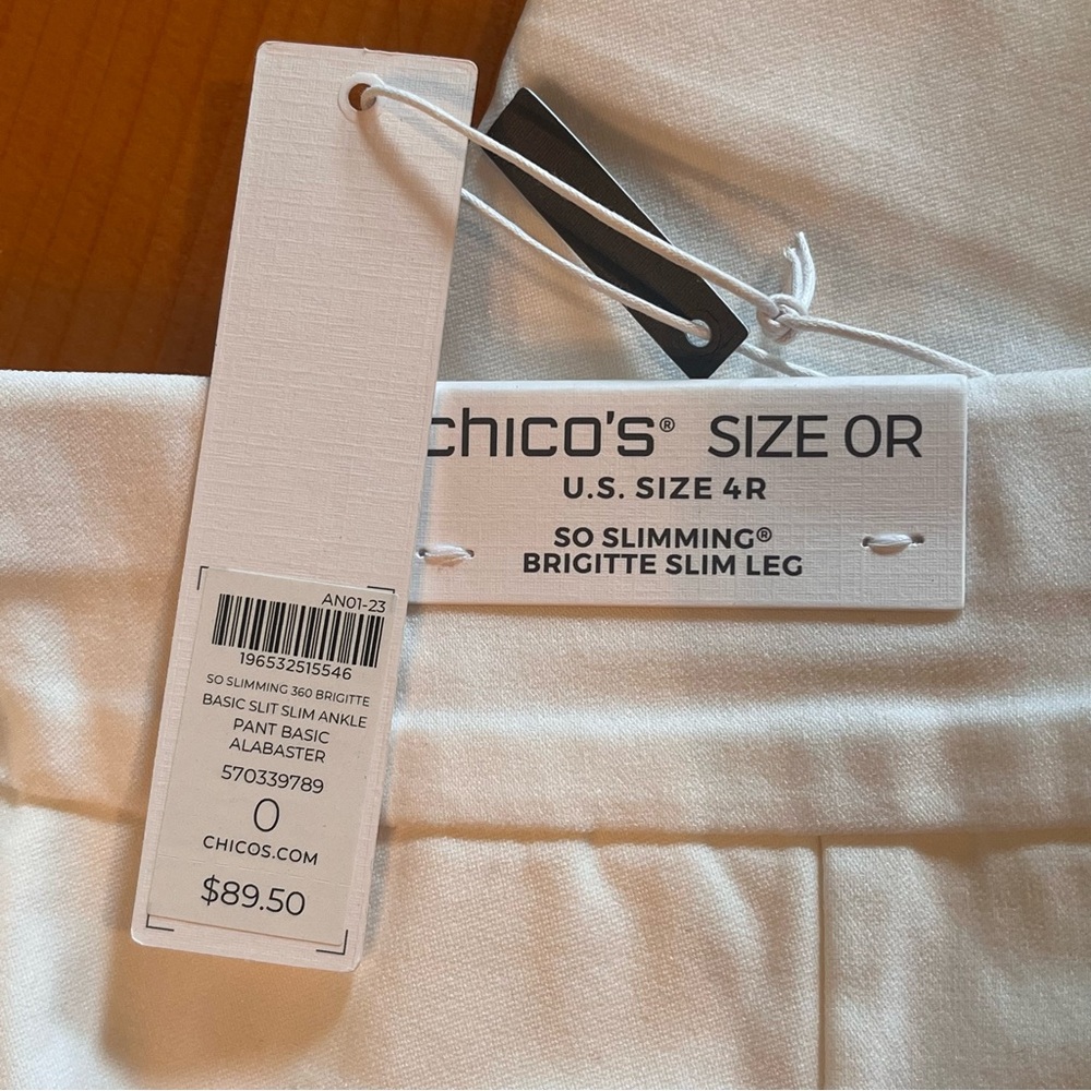 Chicos Brigitte slim leg white ankle pants NWT - Picture 3 of 5